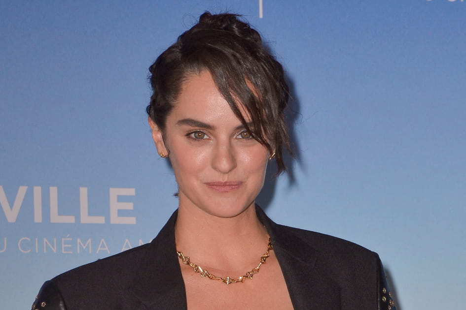 Top&nbsp;: No&eacute;mie Merlant et sa m&egrave;che ondul&eacute;e