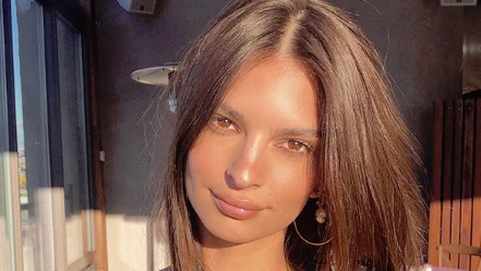 Emily Ratajkowski 
