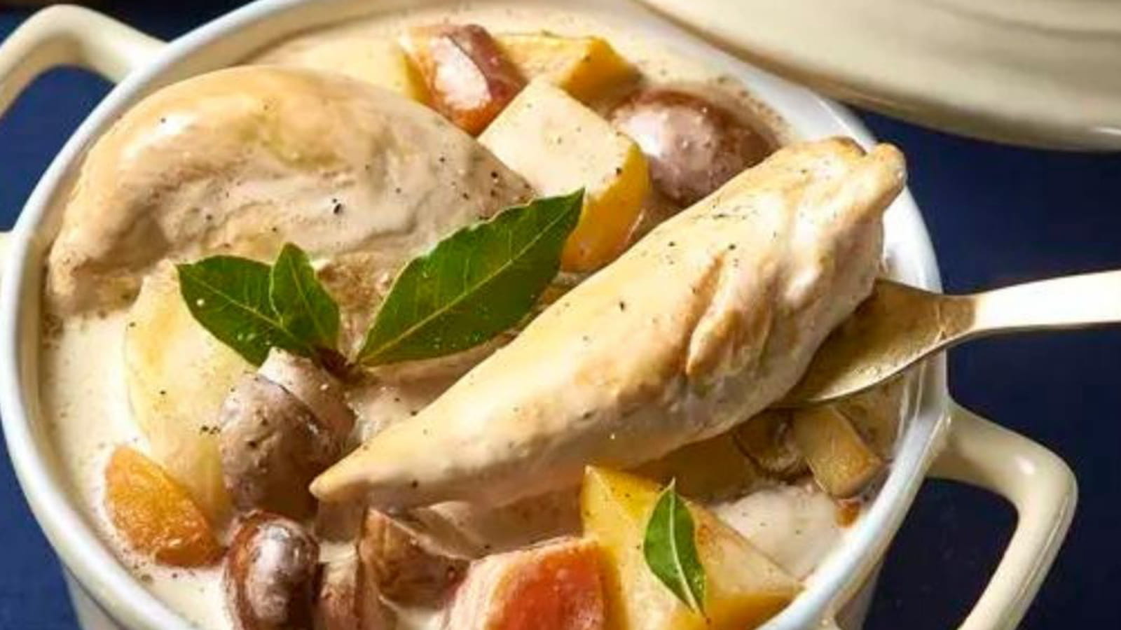 Aiguillettes de poulet façon blanquette aux légumes anciens