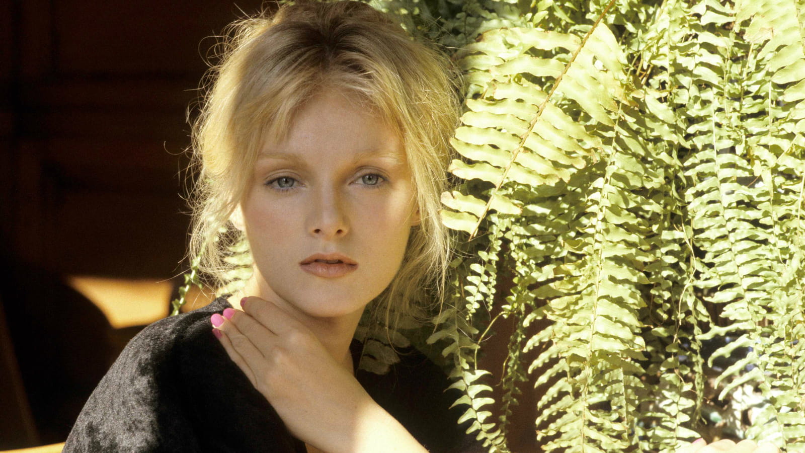 Jeune et jolie
