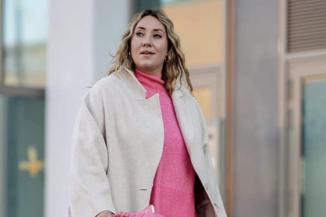 verena-touch-of-pink
