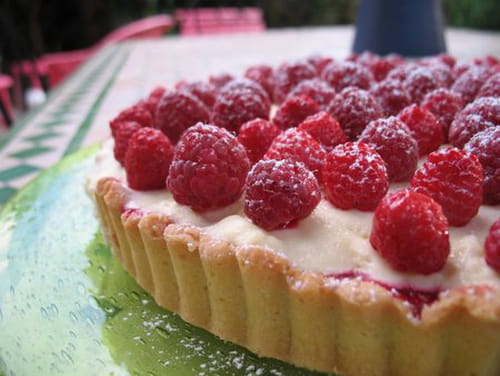 Tarte au chocolat blanc et aux framboises