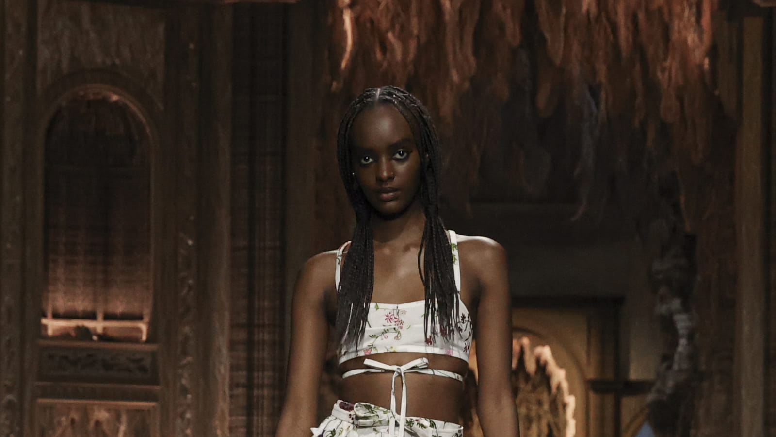 Look 60