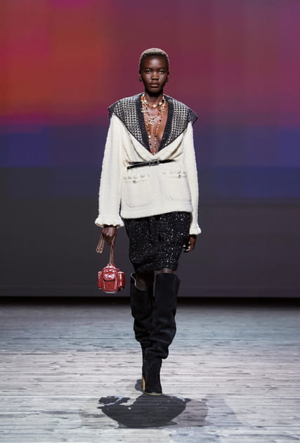 Look 17 du défilé Chanel automne-hiver 2024-2025