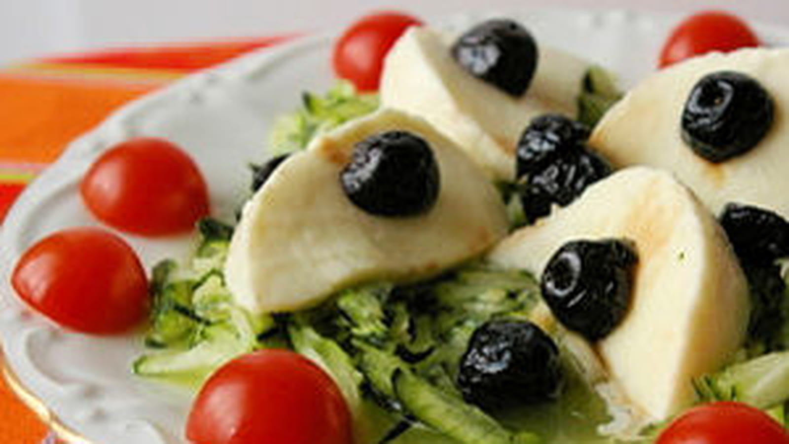 Courgettes marinées à la mozzarella