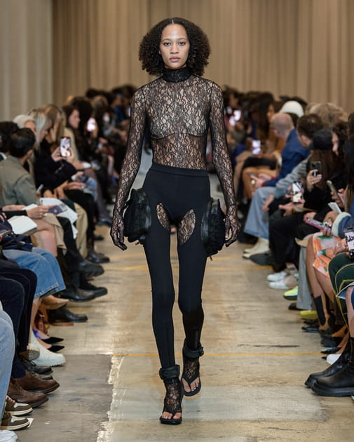 Look 59&nbsp;du d&eacute;fil&eacute; Burberry