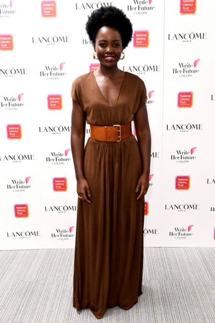 TOP&nbsp;: Lupita Nyong'o en robe ceintur&eacute;e
