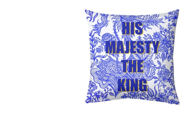 Coussin hommage à Sa Majesté Charles III