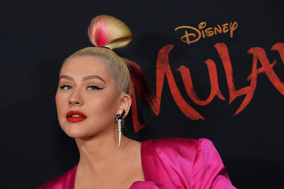 Le chignon color&eacute; de Christina Aguilera