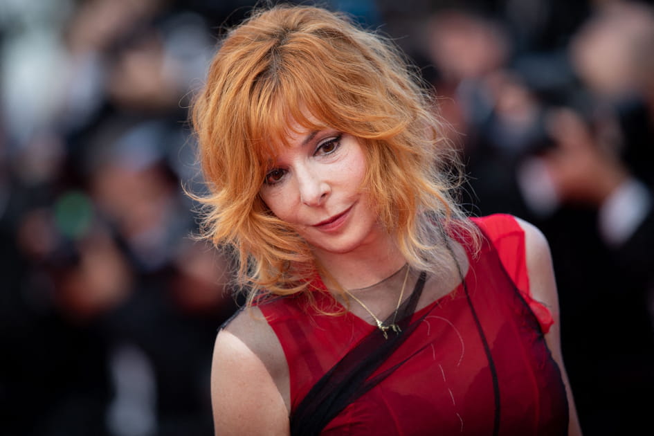 Le trait de liner noir intense de Myl&egrave;ne Farmer