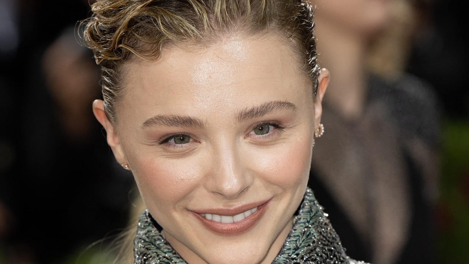 Chloë Grace Moretz sans frange