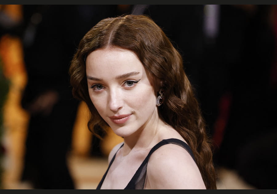 Le liner d&eacute;licat de Phoebe Dynevor