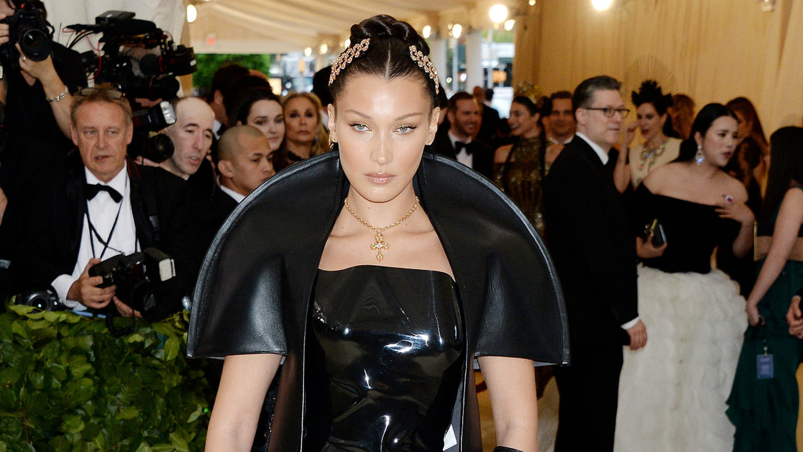 Bella Hadid 
