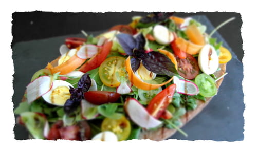 Bruschetta anchoïade et légumes croquants