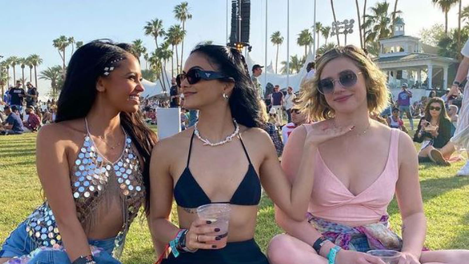 Camila Mendes, Lili Reinhart et Vanessa Morgan