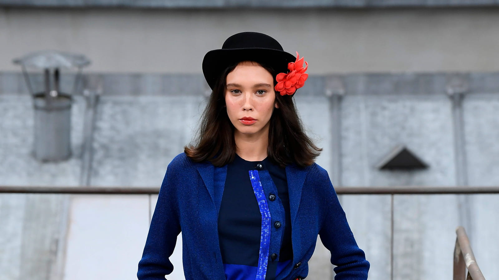 Look 37