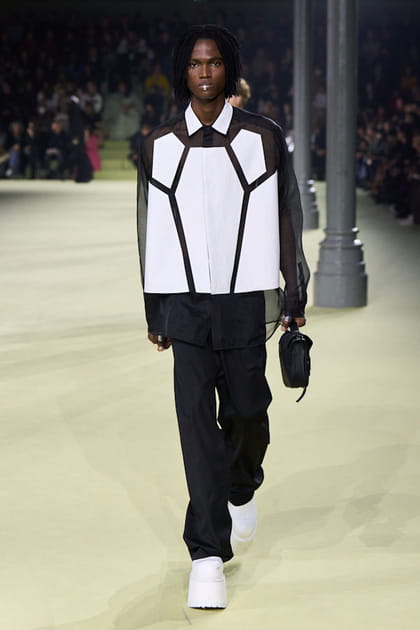 Look 85&nbsp;du d&eacute;fil&eacute; Balmain