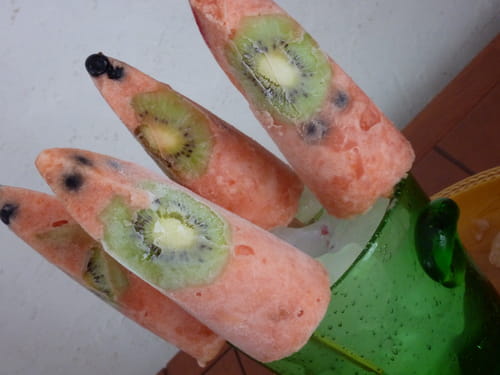 Bâtonnets de fruits glacés