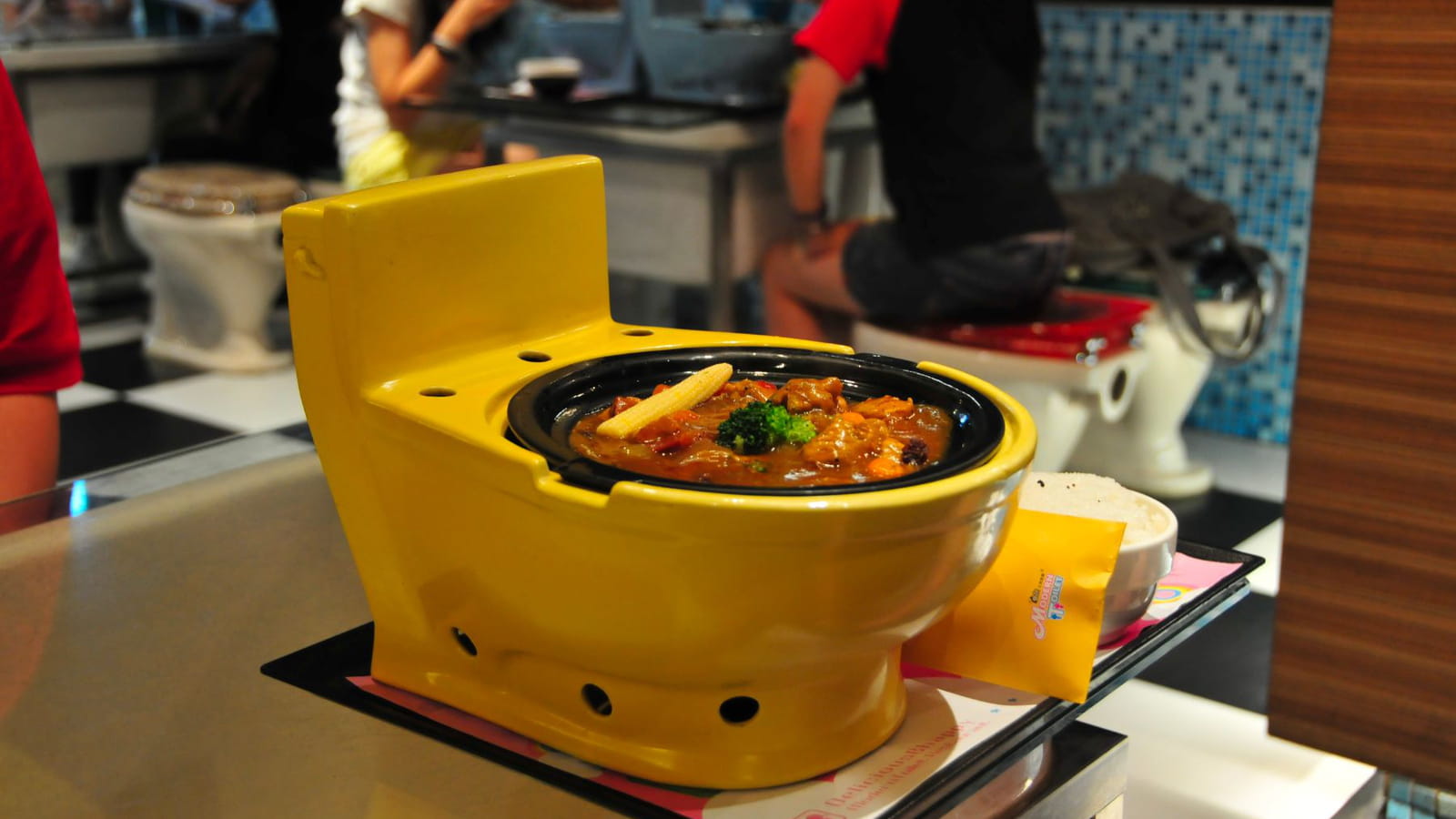 Modern Toilet Restaurant