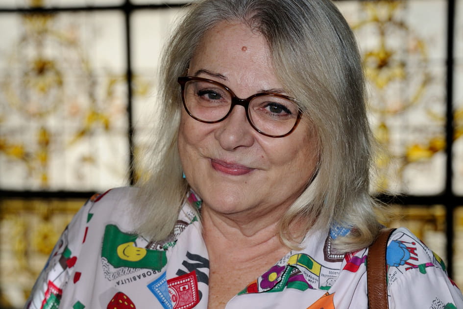 Les cheveux blancs de Josiane Balasko