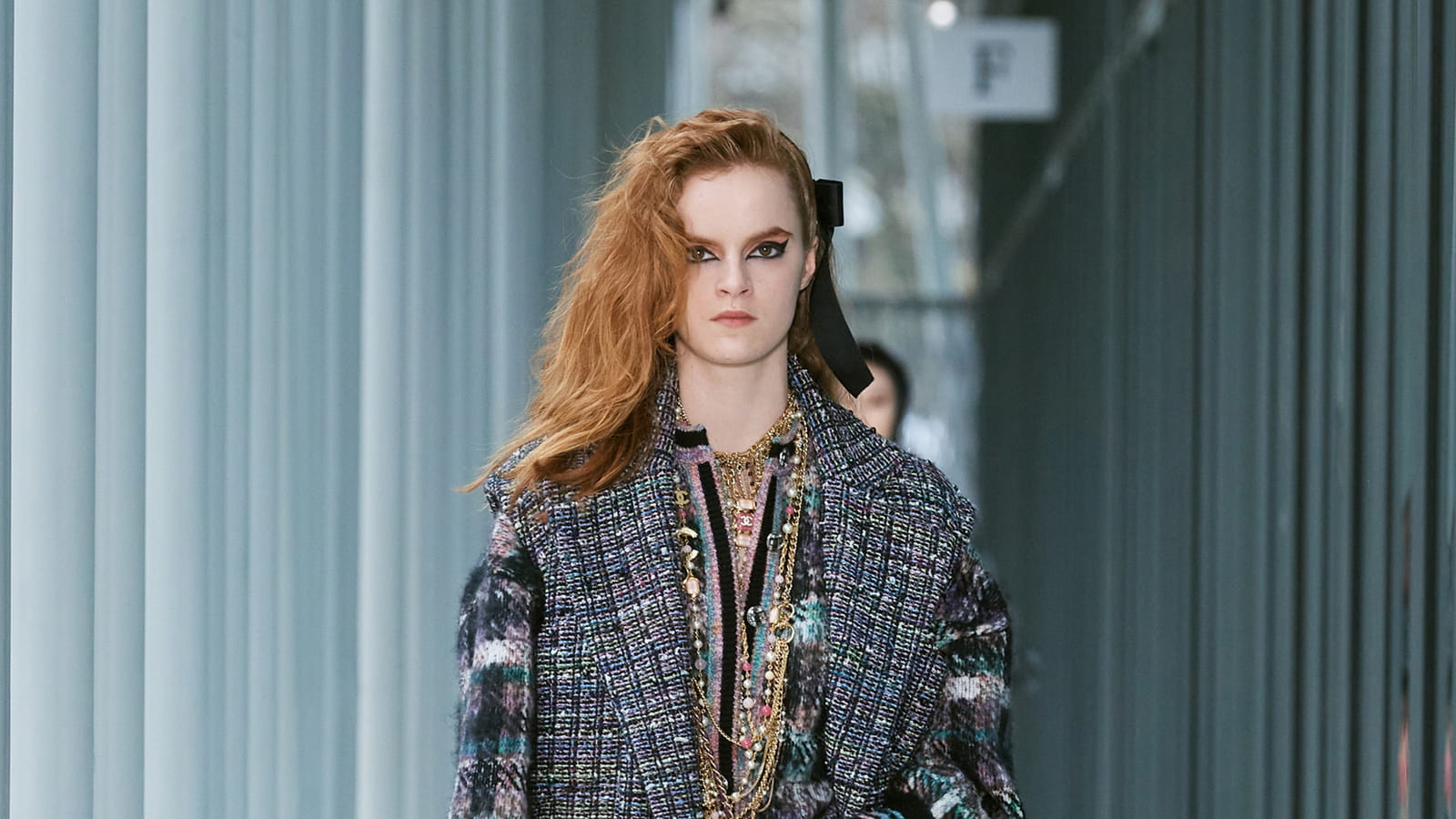 Look 18