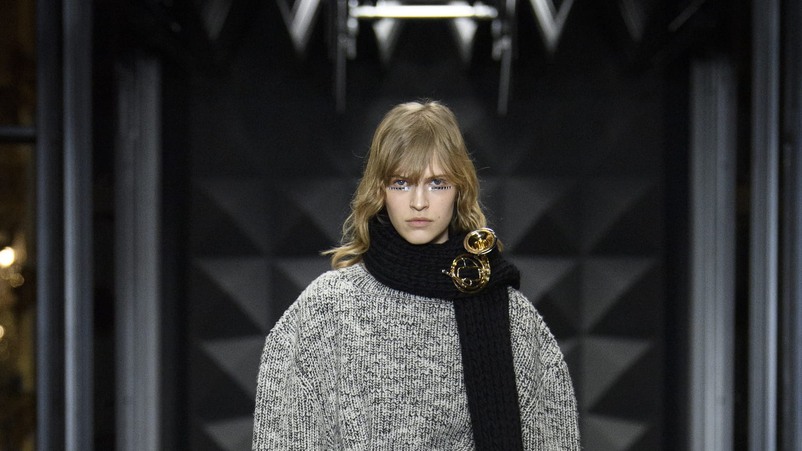 Look 23