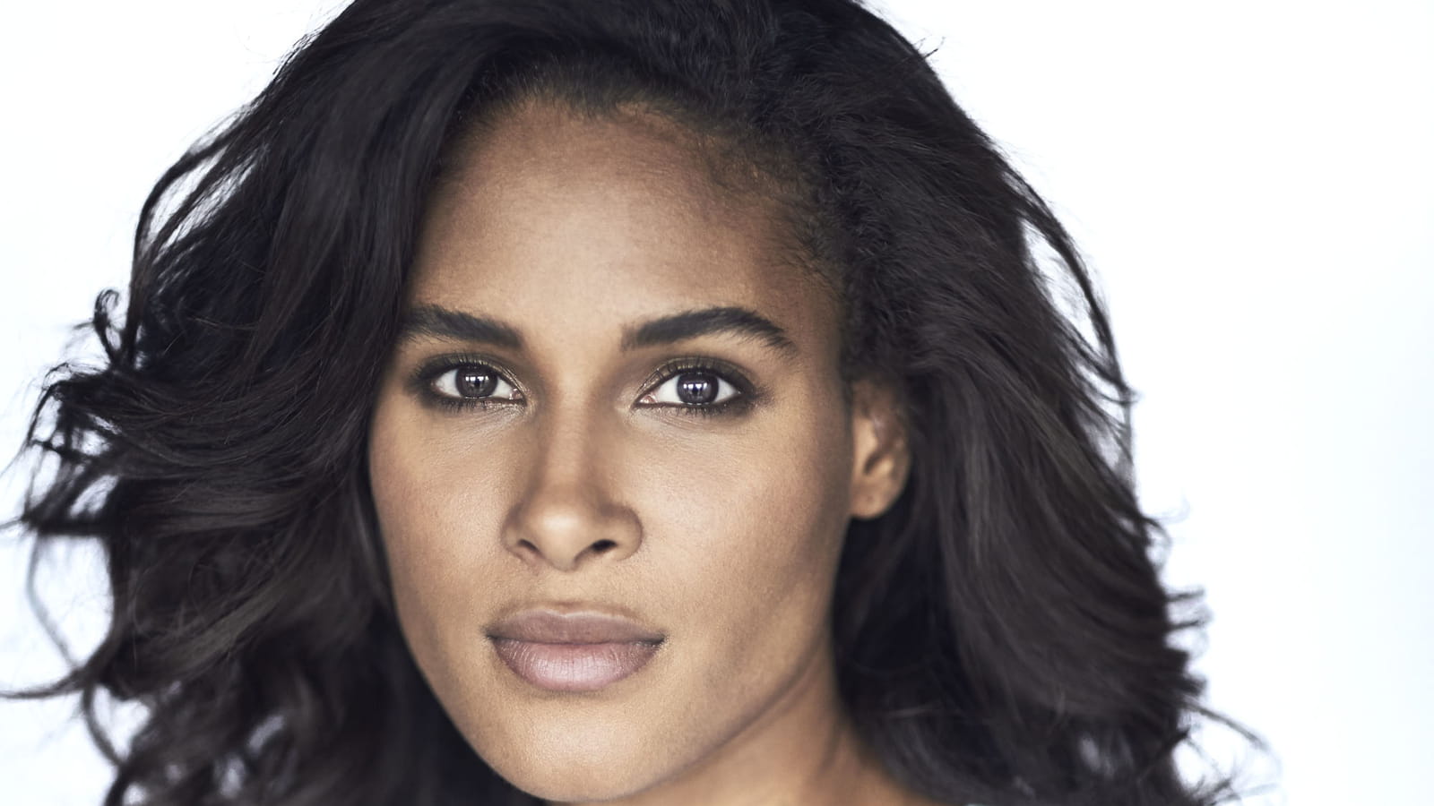 Majestic Filatures X Cindy Bruna