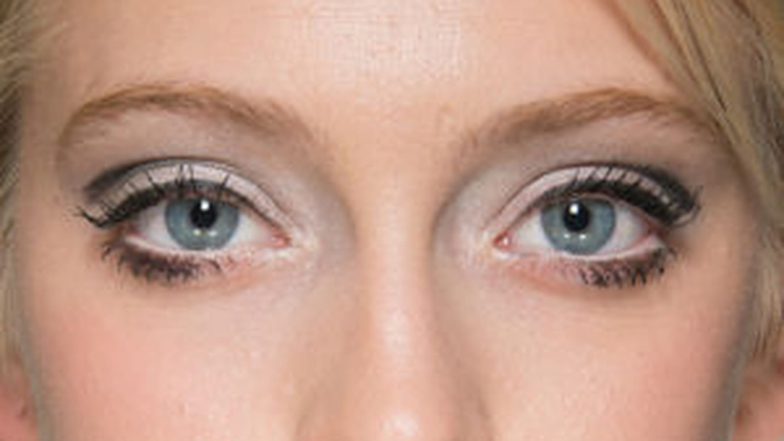 Le look beauté du défilé Kristina T