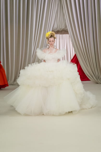 Look 42&nbsp;du d&eacute;fil&eacute; Giambattista Valli