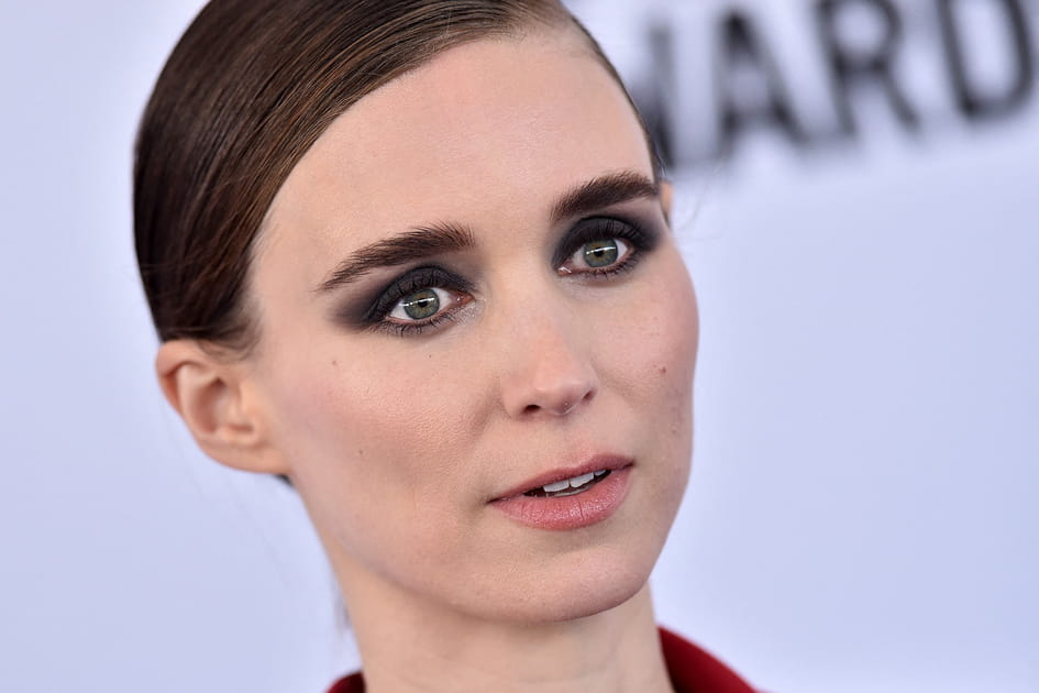 Rooney Mara, t&eacute;n&eacute;breuse avec ses cheveux bruns
