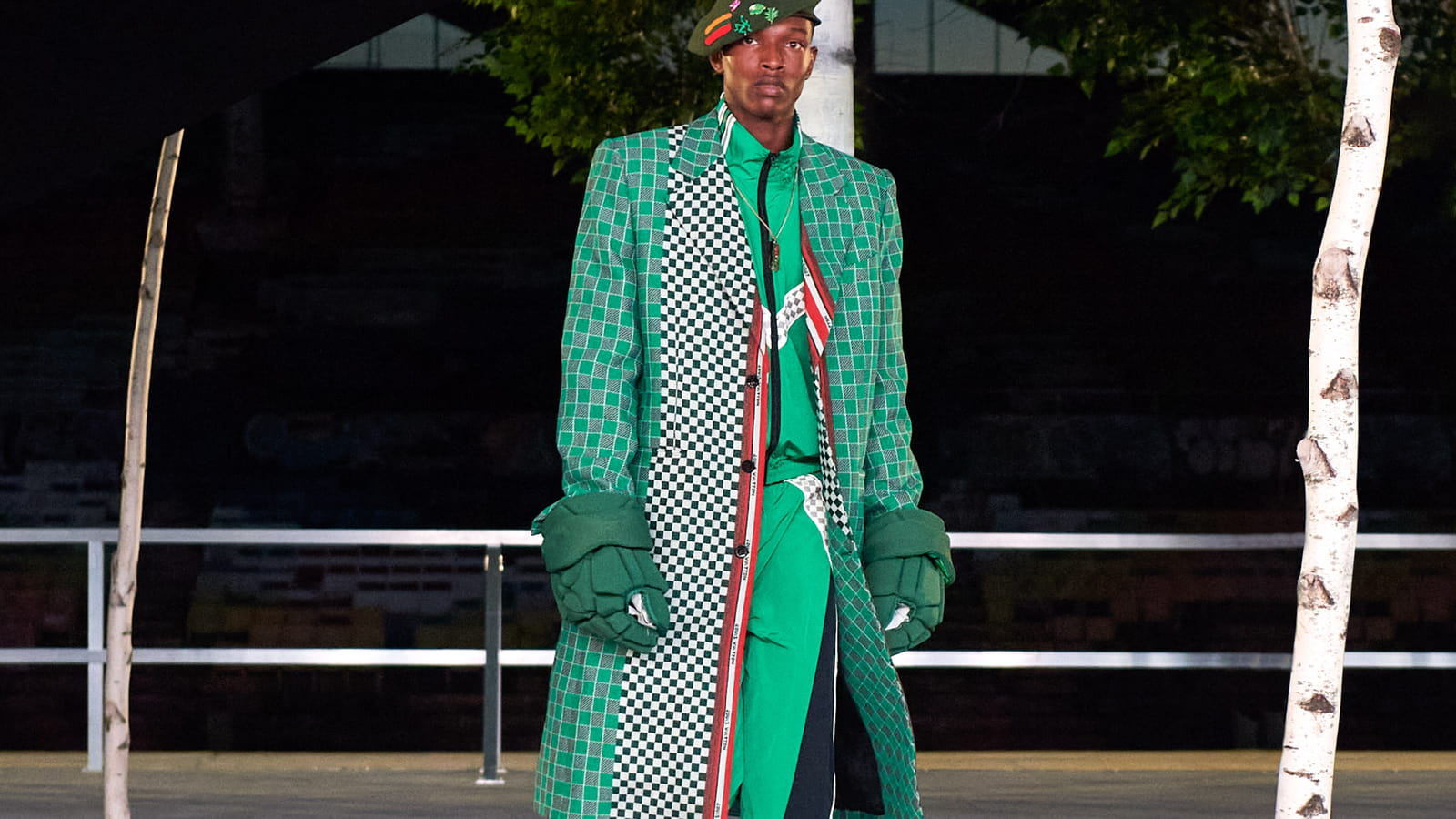 Look 7