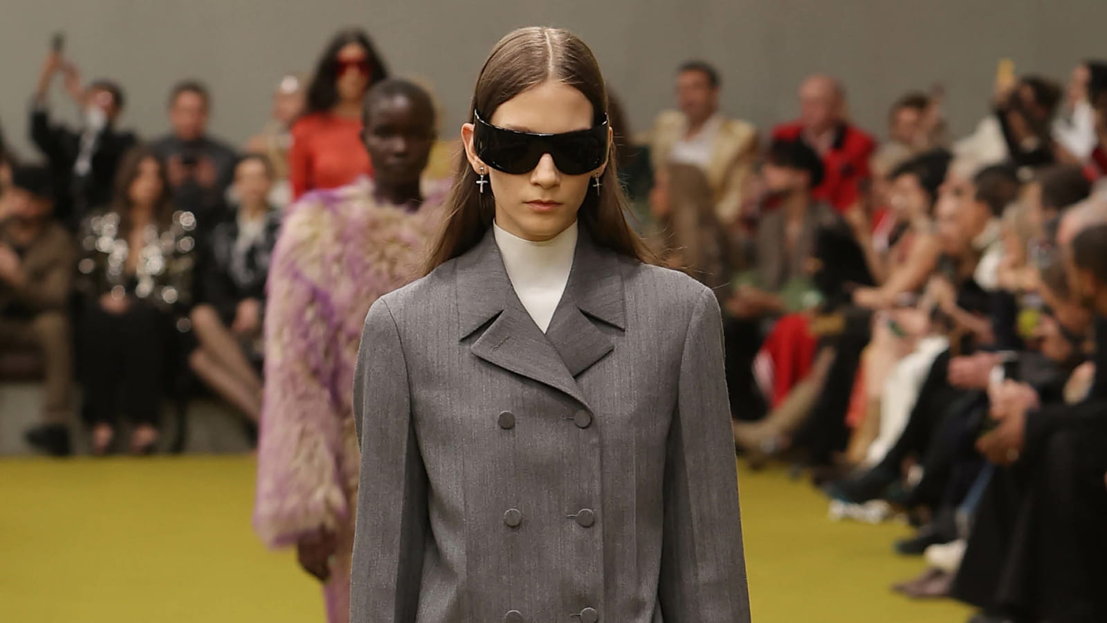 Look 2