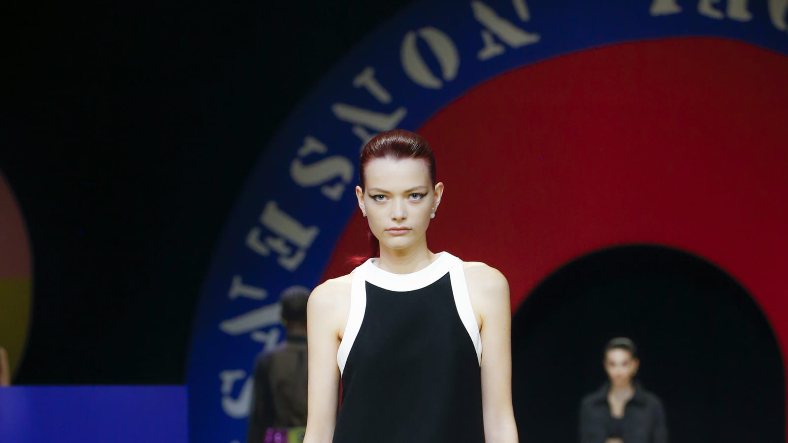 Look 27