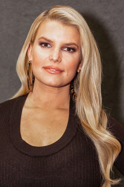 Stars et coloration&nbsp;: Jessica Simpson en blonde