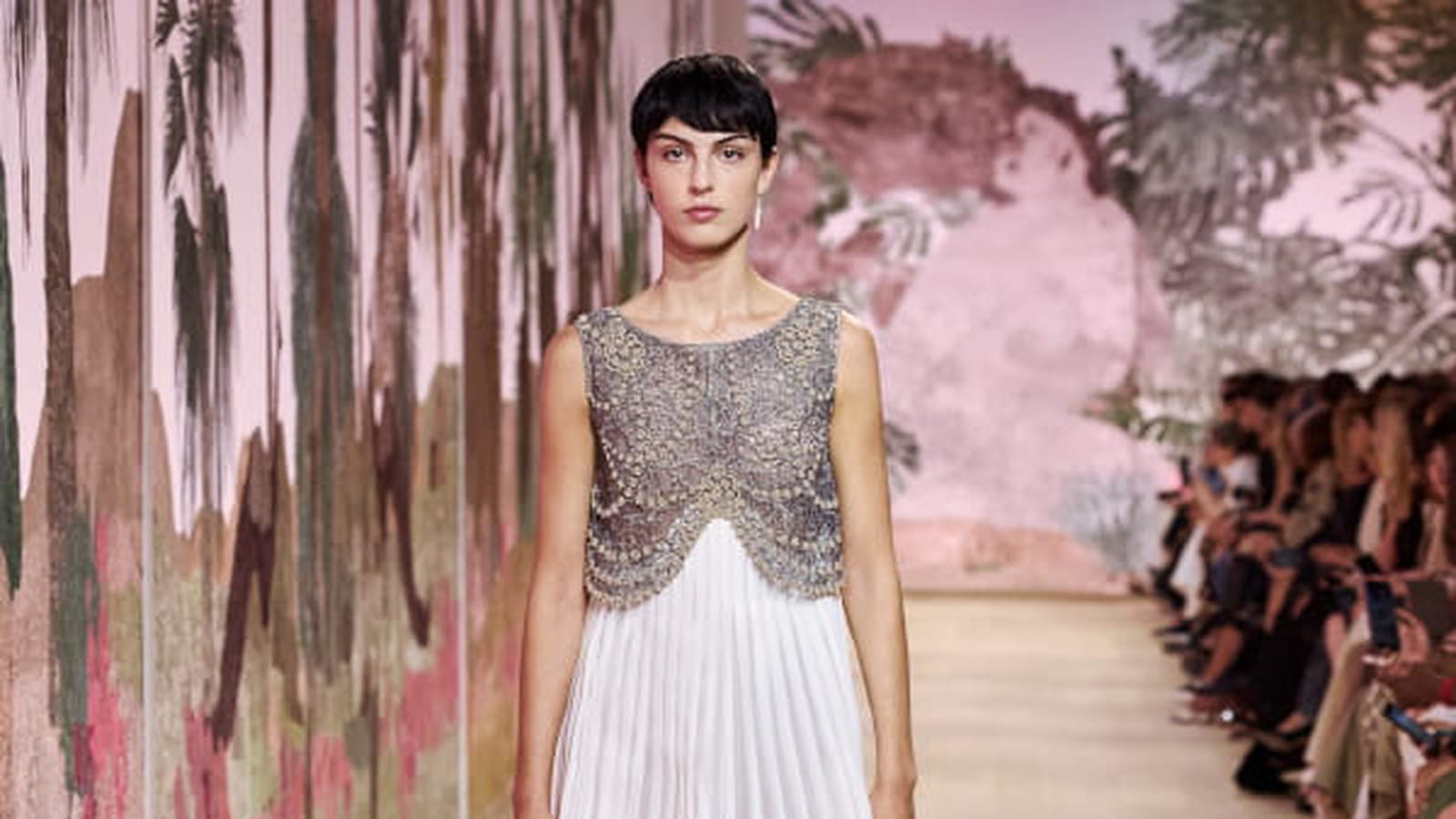 Look 27