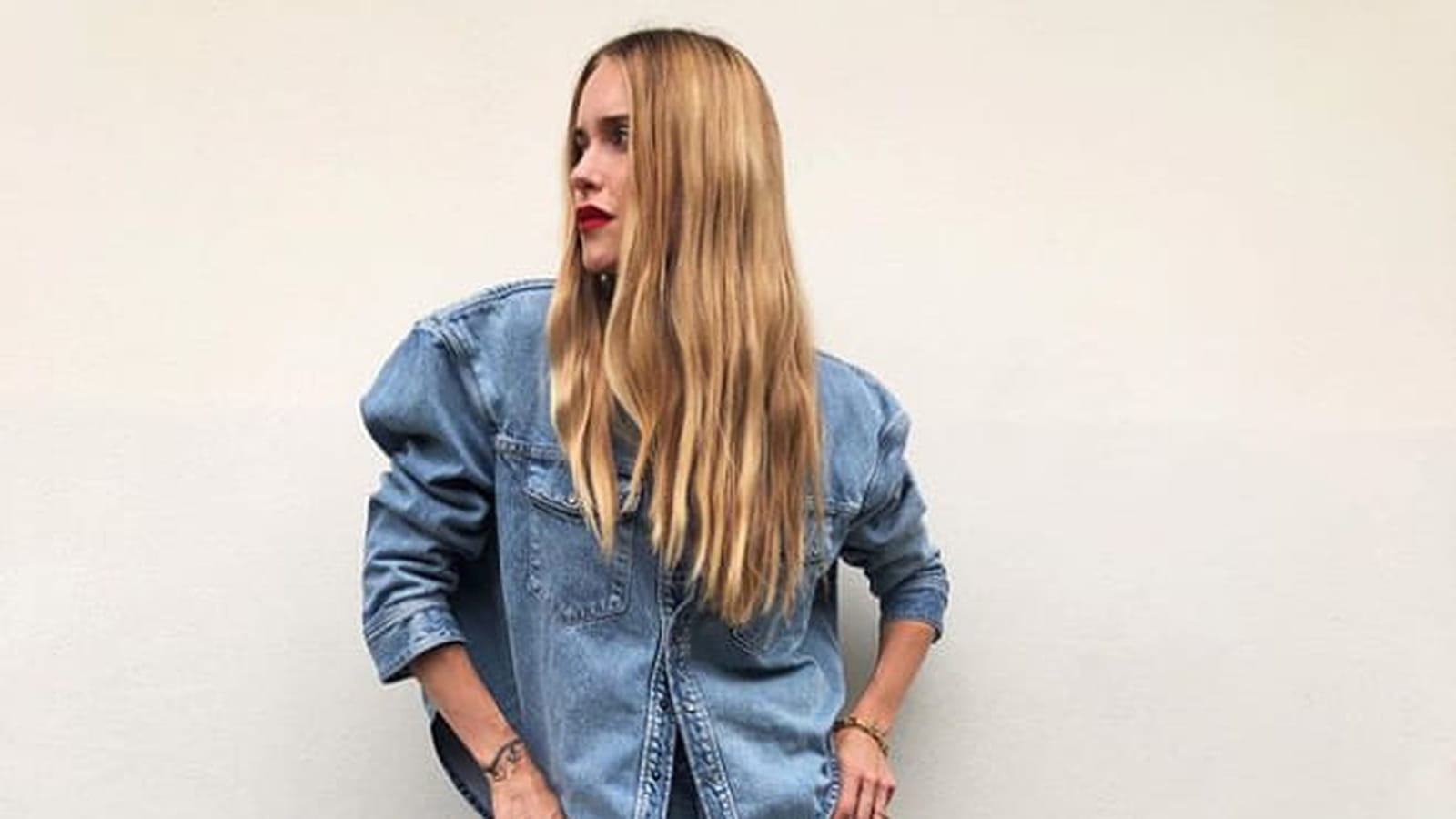 @pernilleteisbaek
