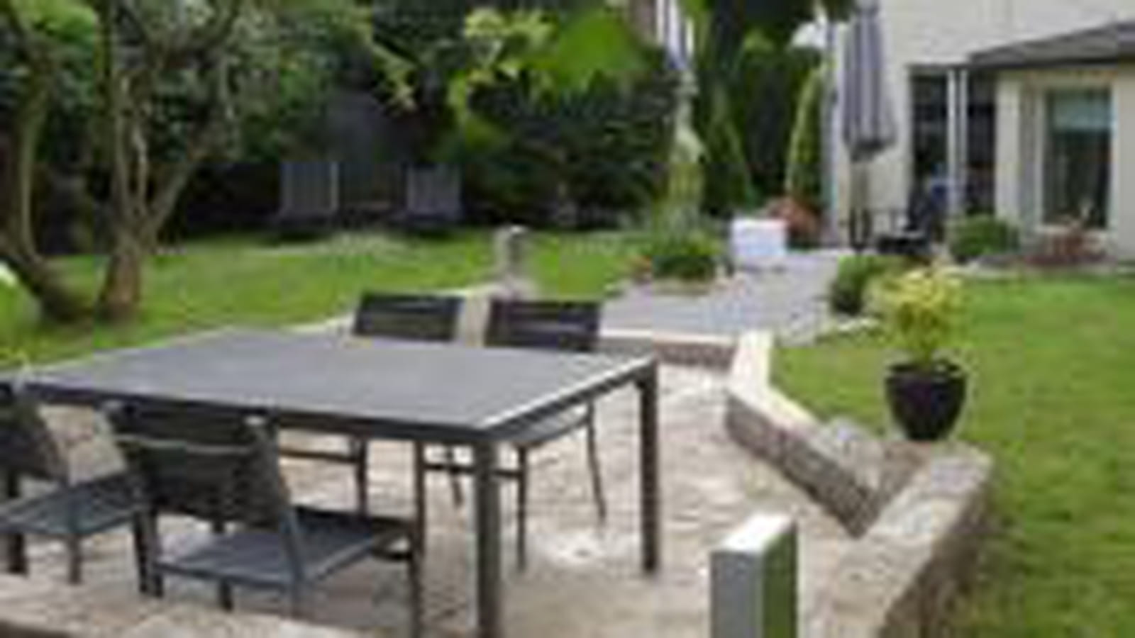 Salle à manger de jardin
