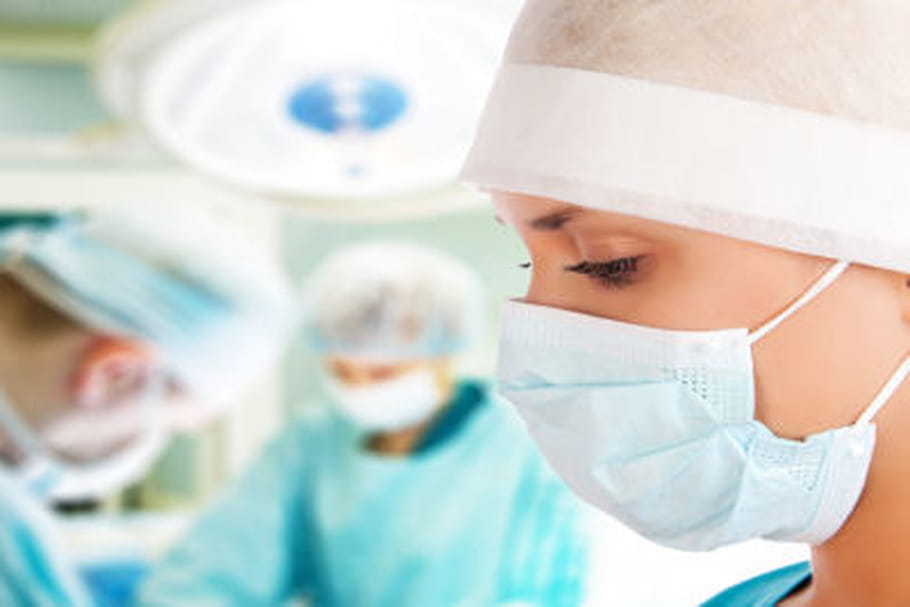 Chirurgie de l'hallux valgus : comment se déroule l'intervention ?