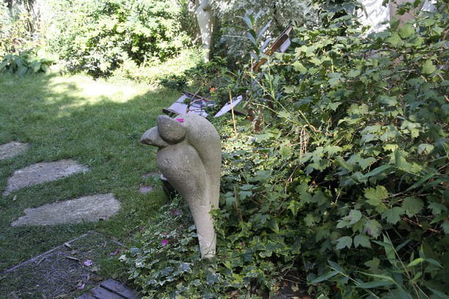 Un transat pour admirer le jardin