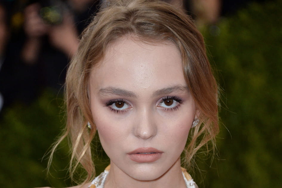 Le maquillage minimaliste de Lily-Rose Depp