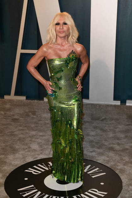 FLOP&nbsp;: Donatella Versace en robe verte