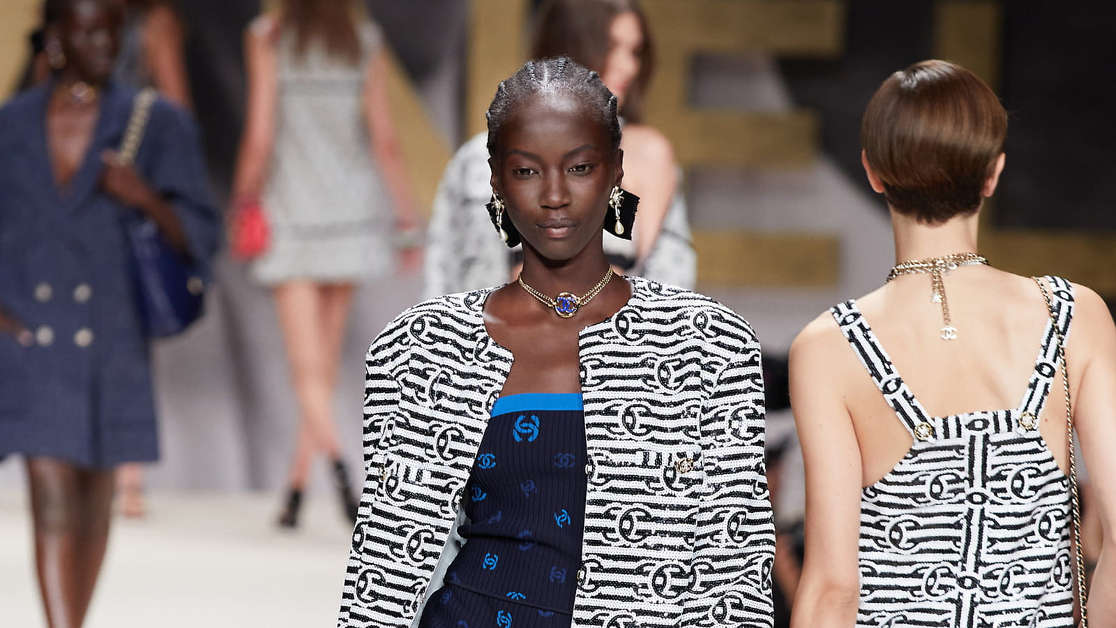 Look 55