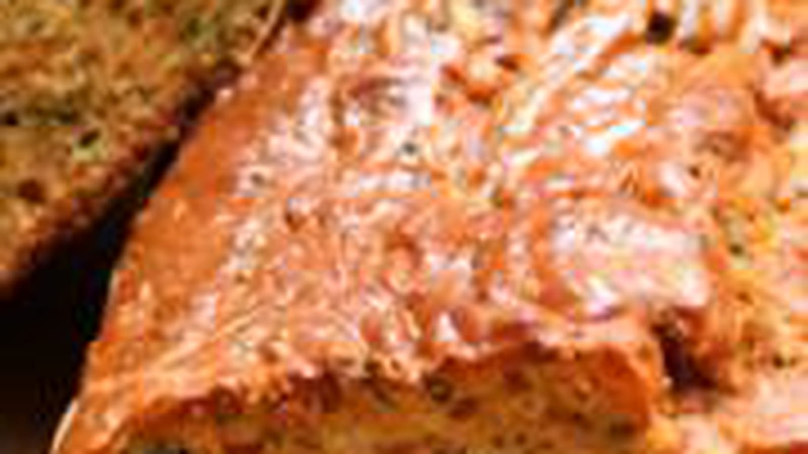 Cake Pesto Rosso et Herbes Fraîches