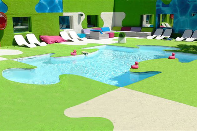 Une piscine puzzle pour s'amuser