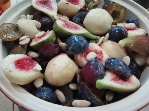 Tajine de fruits frais