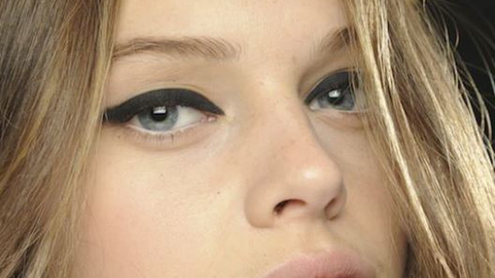 Eyeliner dramatique