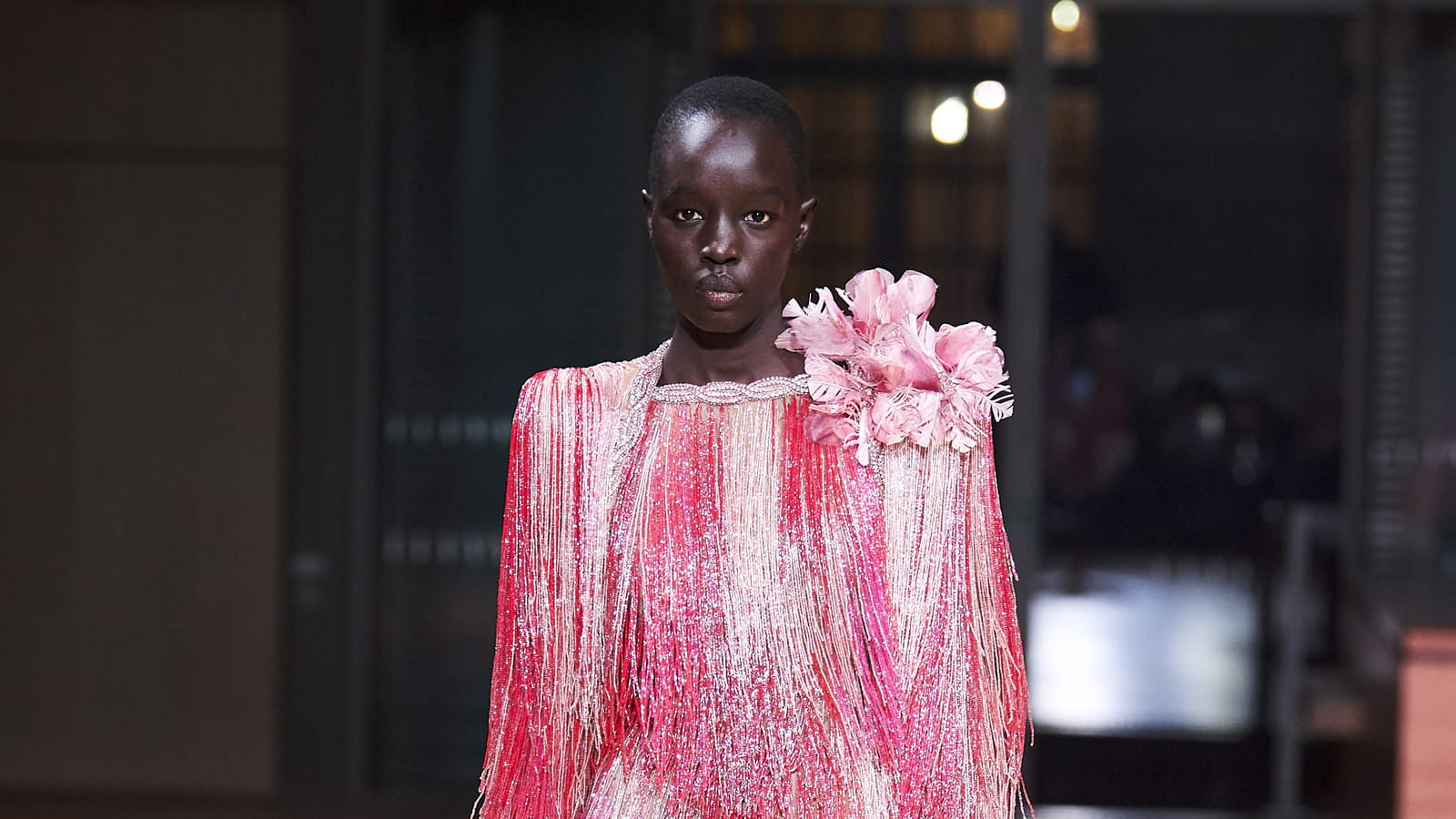 Look 37
