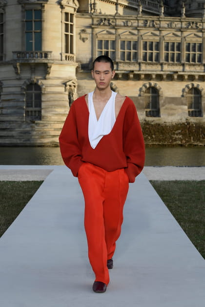 Look 39&nbsp;du d&eacute;fil&eacute; Valentino haute couture automne-hiver 2023-2024