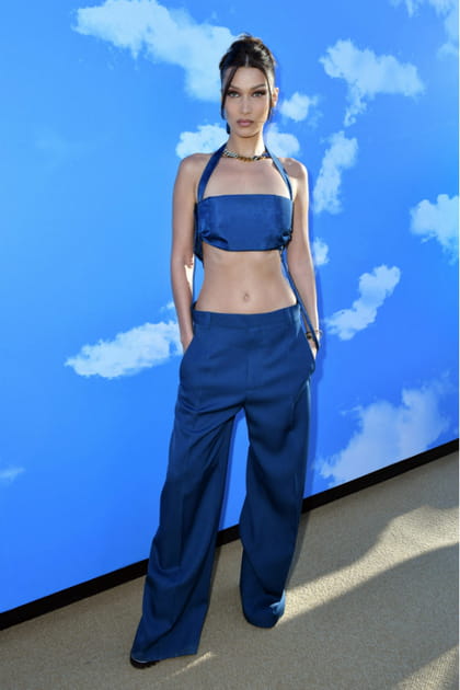 FLOP : Bella Hadid en top brassière