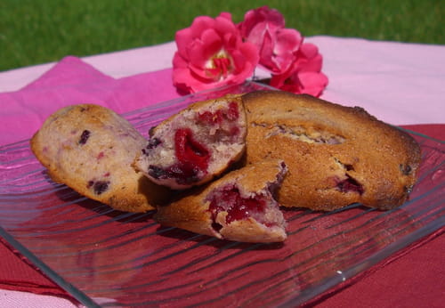 Madeleines coco, fruits rouges